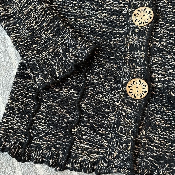 BCBGMaxAzriw Black Chunky Knit Hoodie Cardigan Sweater - Picture 2 of 4